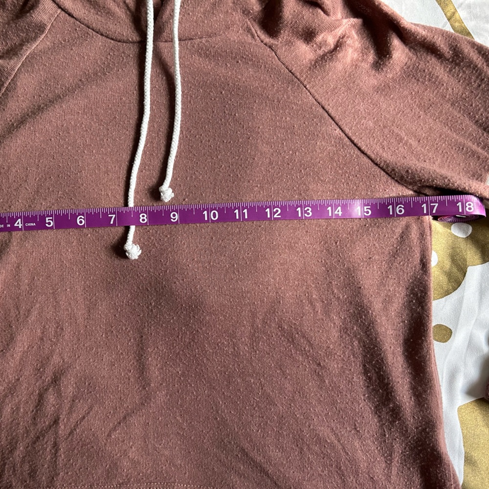Cropped Pink Hooded Sweat - Picture 2 of 6